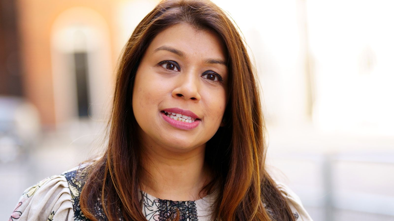Tulip Siddiq: Advogados e ex-ministros alertam sobre 'profundas preocupações' sobre o julgamento do deputado trabalhista | Notícias de política