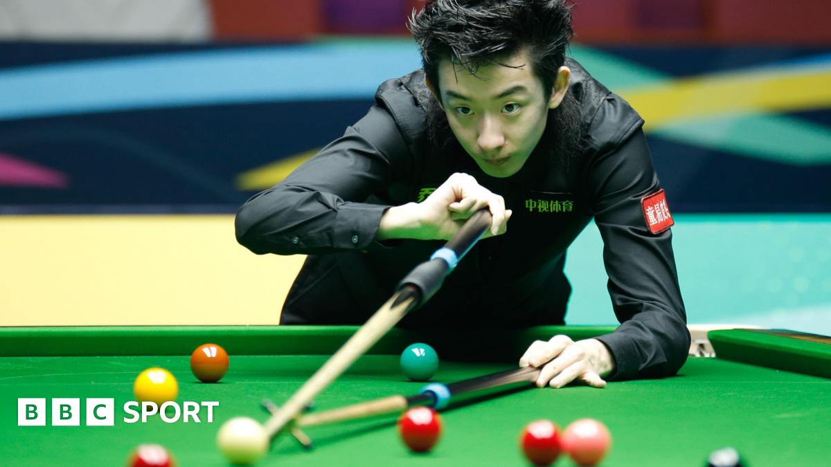 Wu Yize e Zhao Xintong chegam às semifinais do Campeonato Internacional