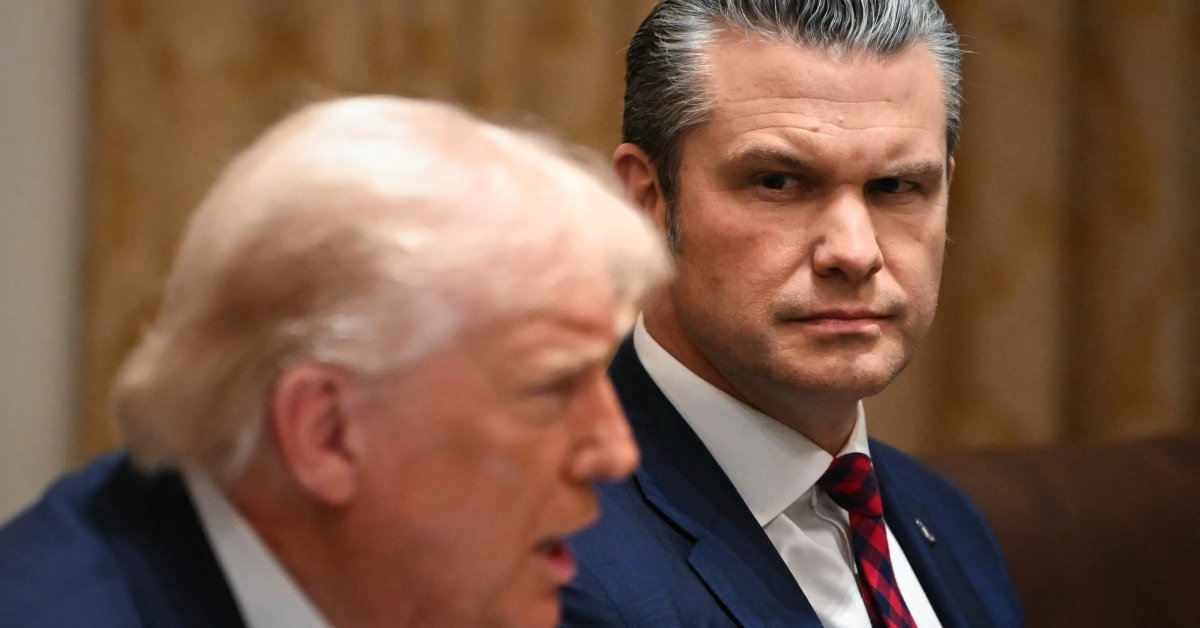 Hegseth diz que os EUA 'acabaram de afundar outro barco do narcotráfico' em meio a preocupações