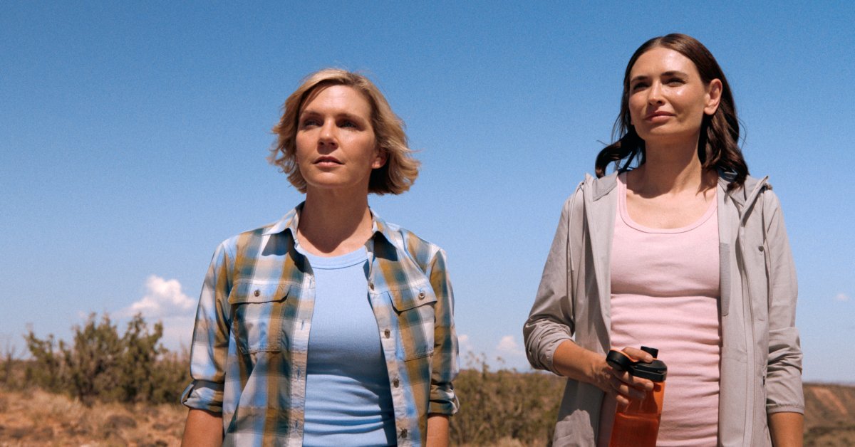 O final de 'Pluribus' explora o lado negro do amor: recapitulação