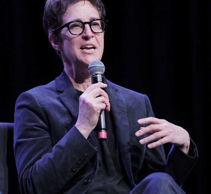 Rachel Maddow sobre o que seu novo podcast tem a ver com Trump
