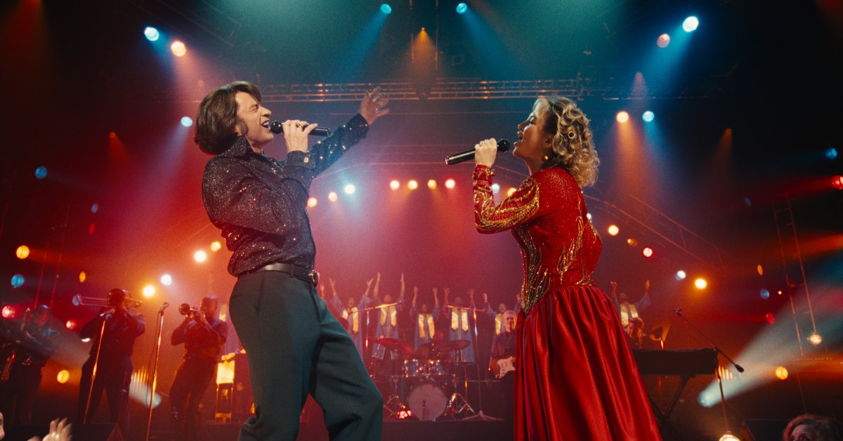 'Song Sung Blue' agrada ao público da melhor maneira