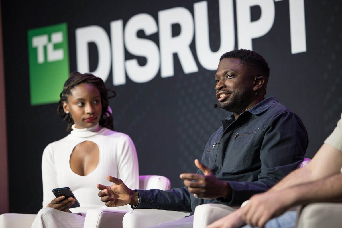 Tade Oyerinde e Teddy Solomon falam sobre como construir públicos engajados no TechCrunch Disrupt
