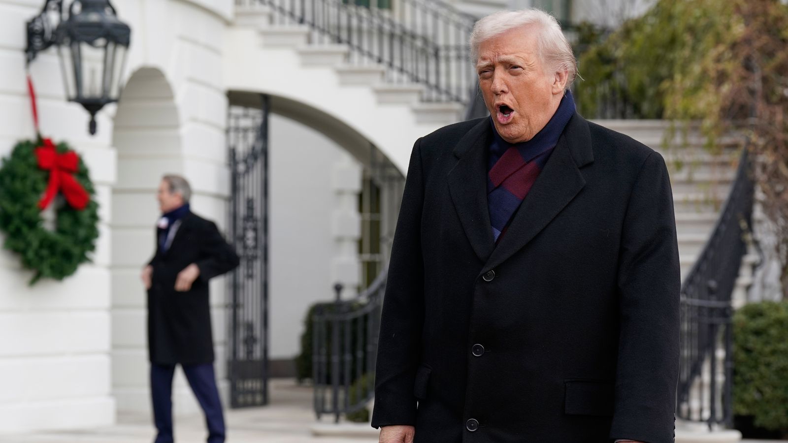 Trump diz que EUA ‘retaliarão’ após três americanos mortos em ‘ataque do Estado Islâmico’ sírio | Notícias dos EUA