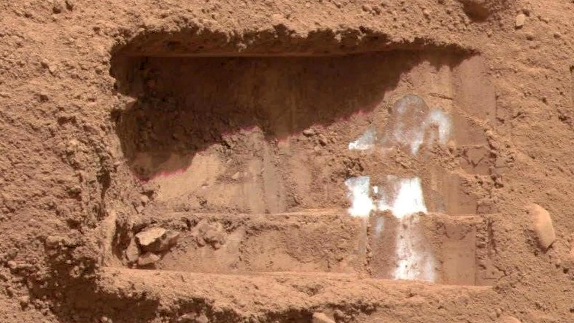 Estudo da NASA descobre que vida antiga poderia sobreviver 50 milhões de anos no gelo marciano