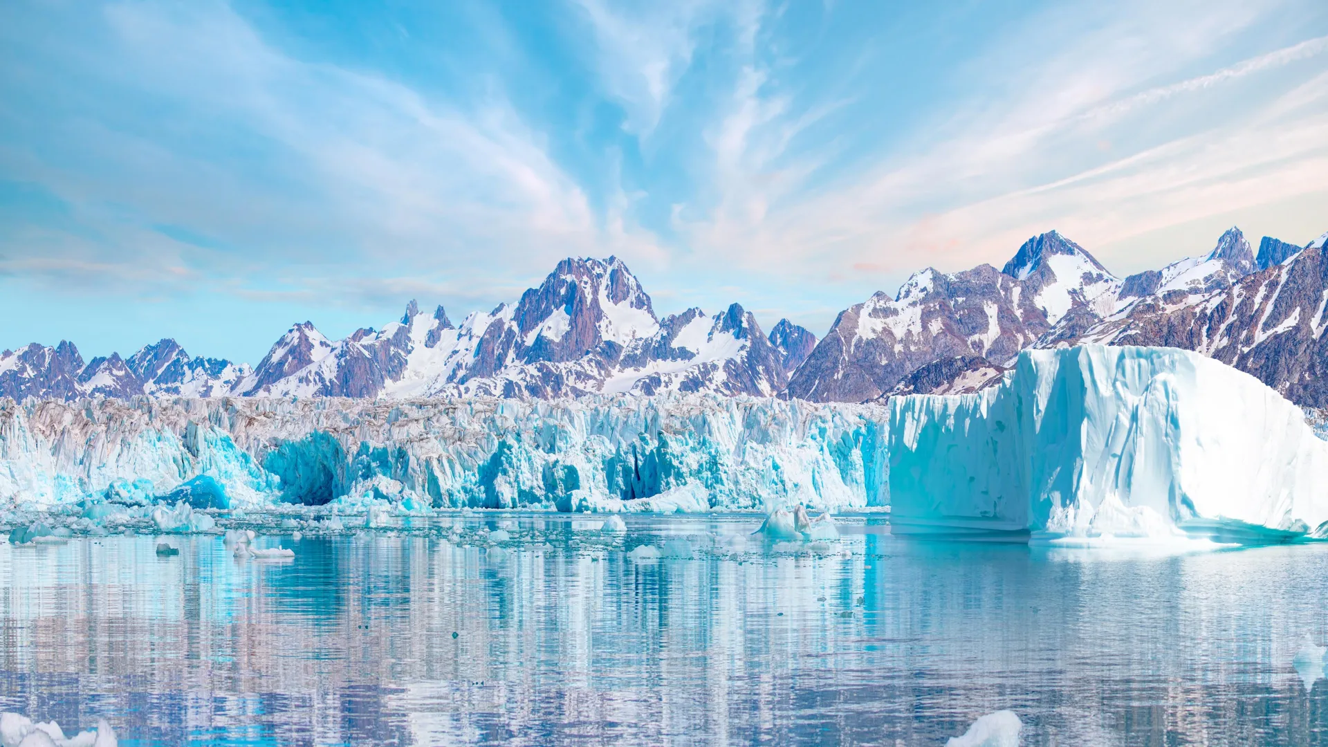 Cientistas descobrem plumas giratórias gigantes escondidas nas profundezas da camada de gelo da Groenlândia
